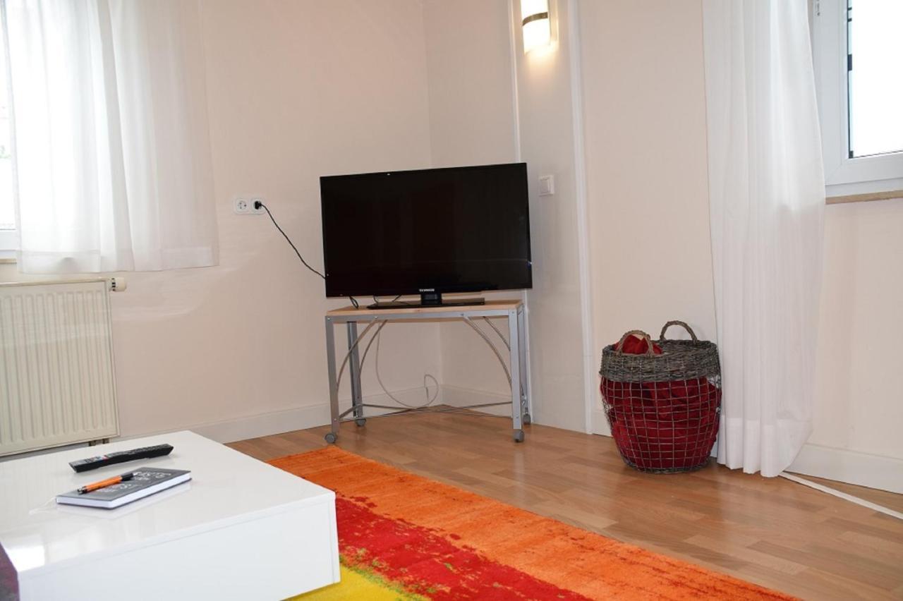 Auf Dem Dorf, Appartement