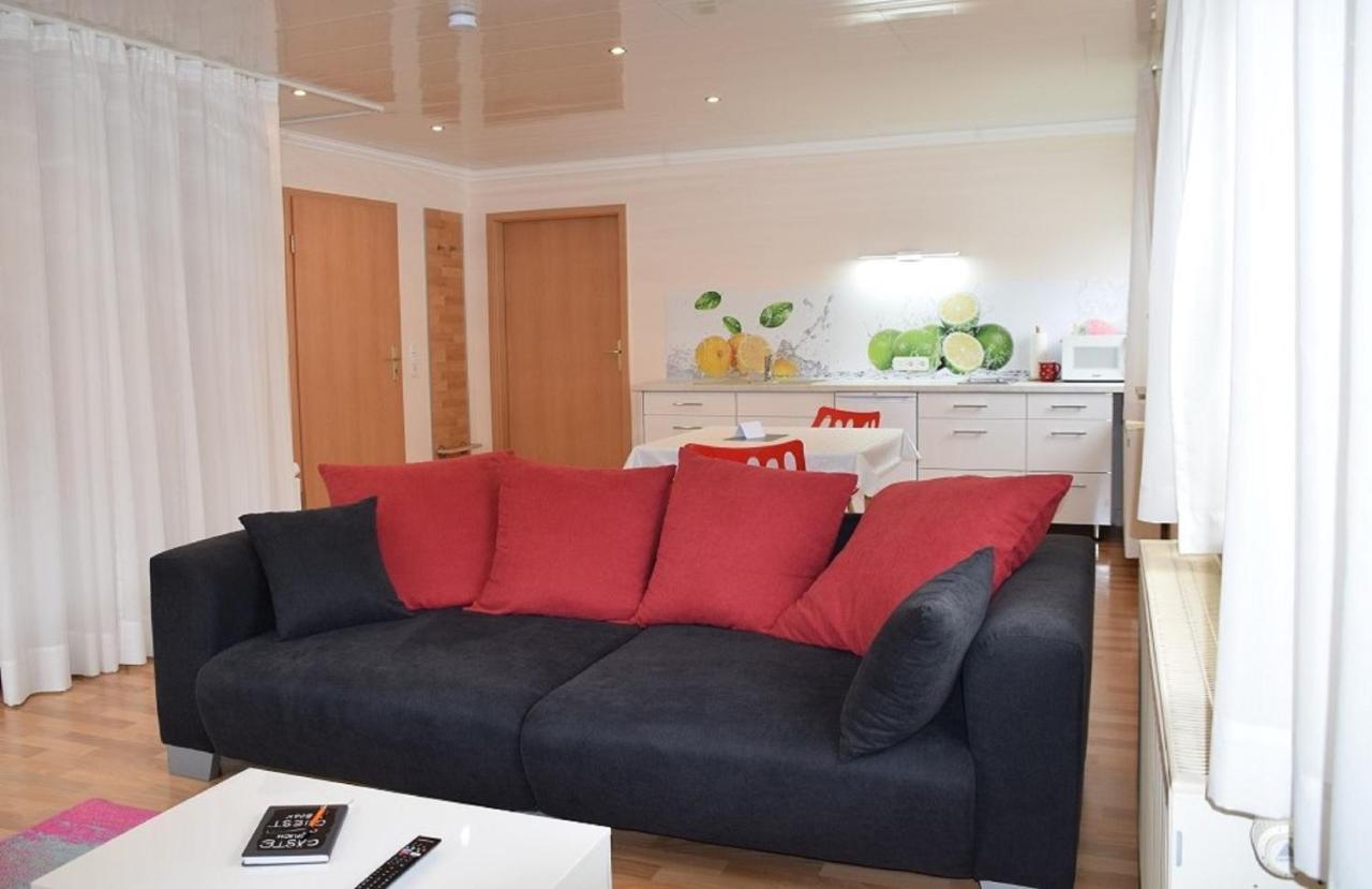 Auf Dem Dorf, Appartement